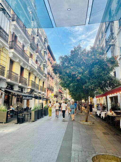 Punta Me Apartments In The Best Location Madrid Downtown Exterior photo