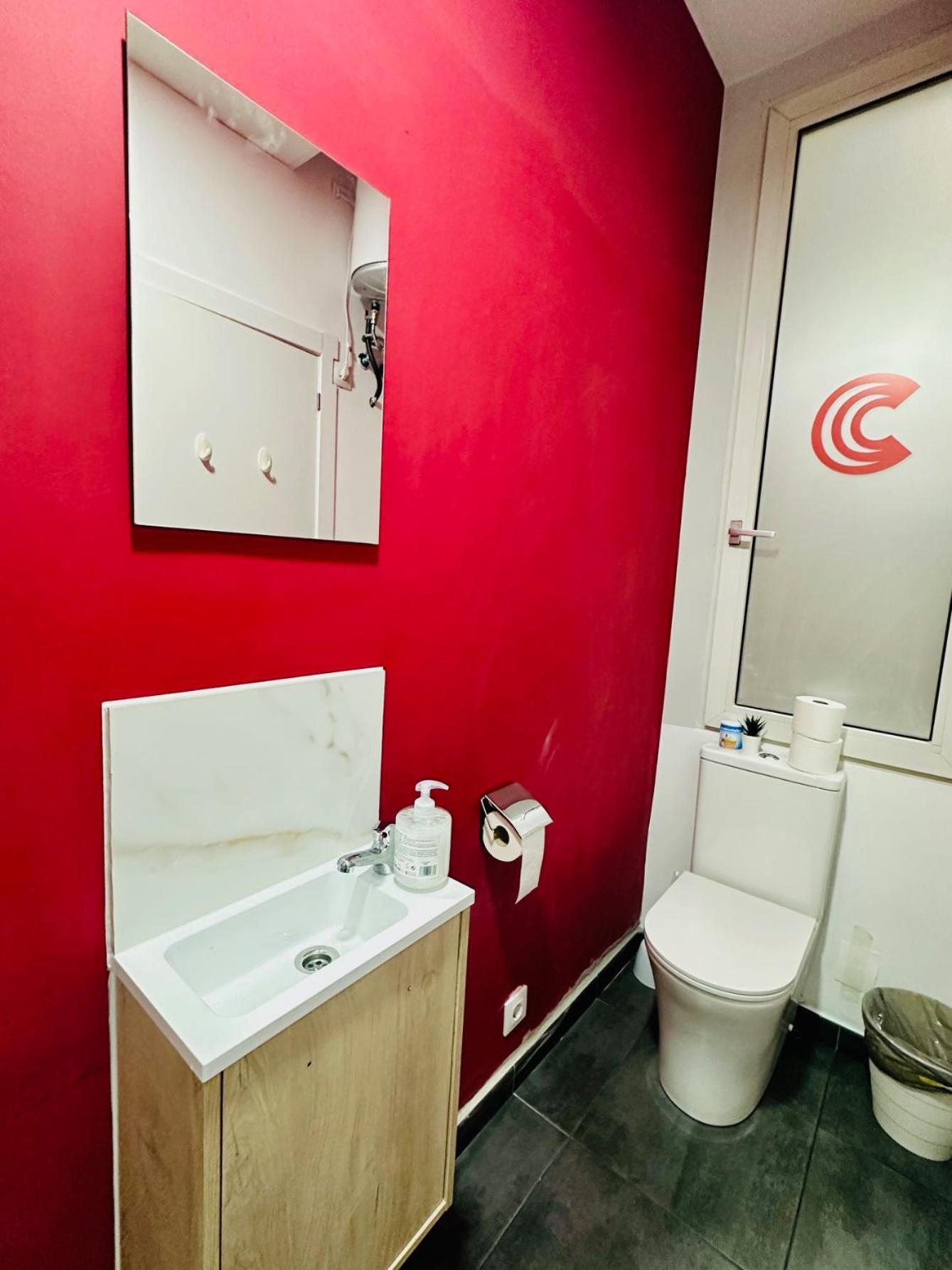 Punta Me Apartments In The Best Location Madrid Downtown Exterior photo